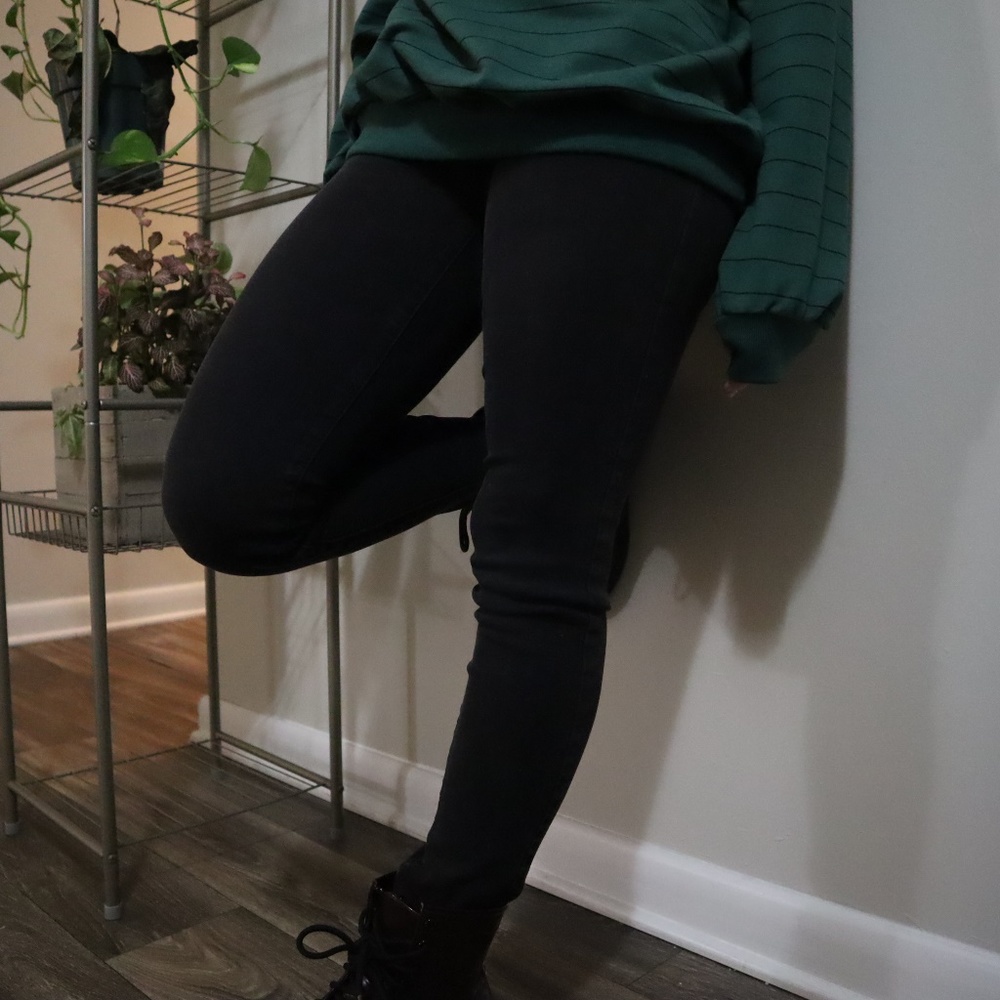 black skinny jeans